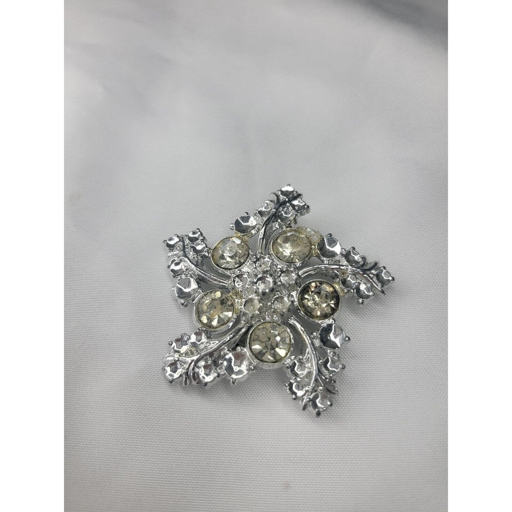 Silver Swirl Star Snowflake Brooch/Pin